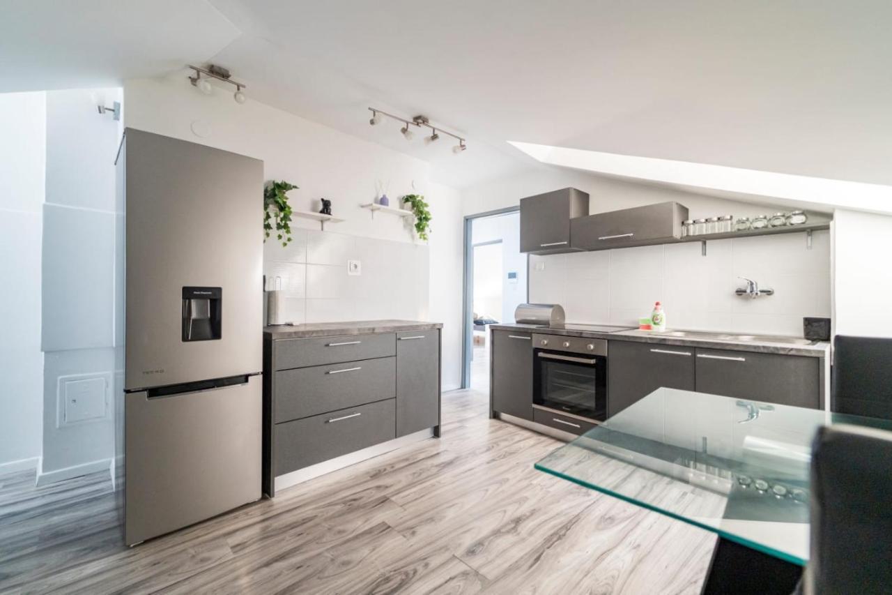City Center Mayess Aparment Zadar Luaran gambar